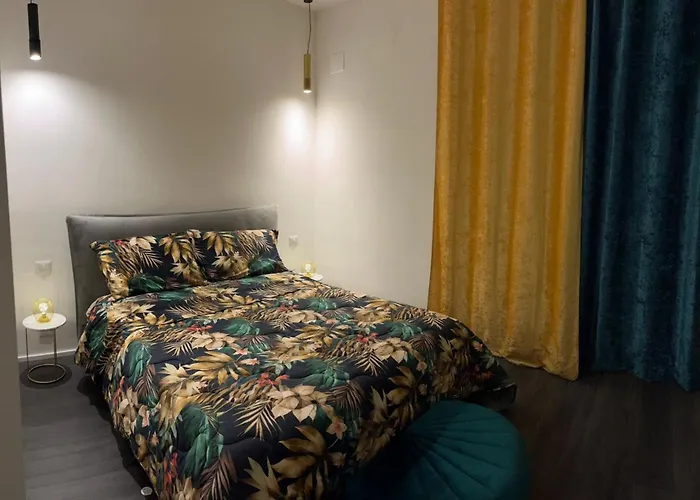 Business Apartment *